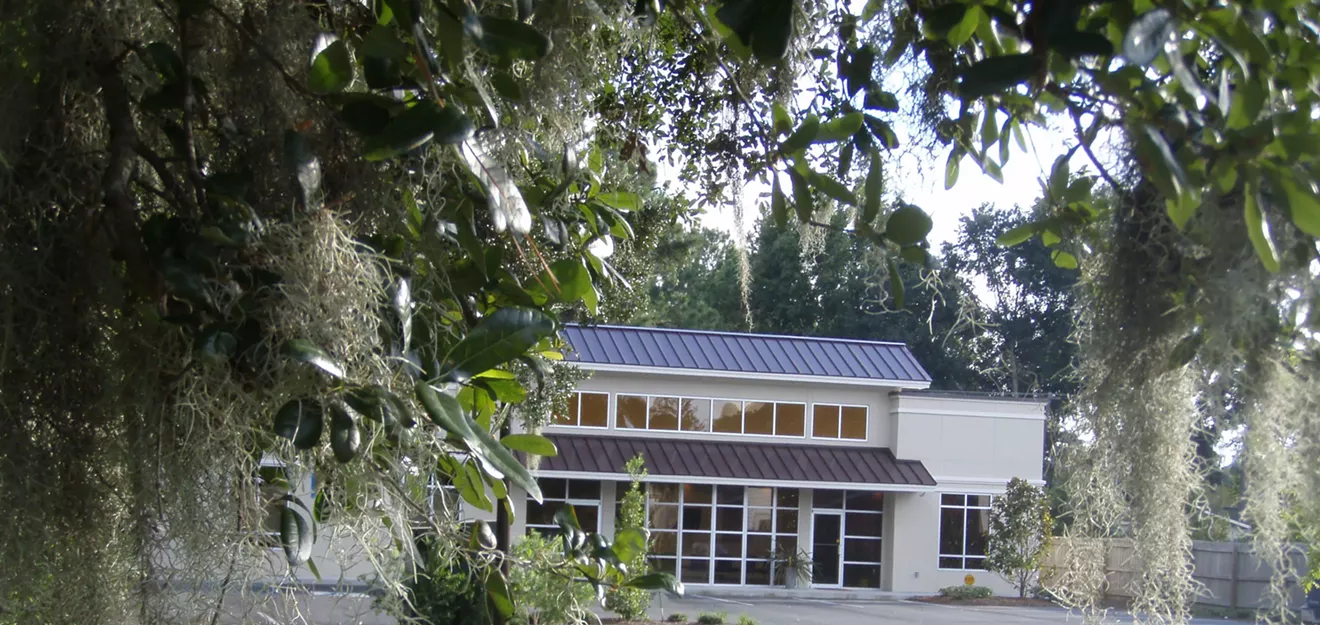 office_horiz.webp