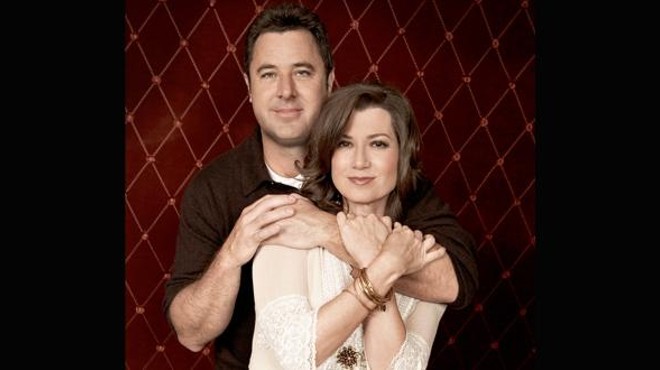 Mark Your Calendar: Amy Grant and Vince Gill
