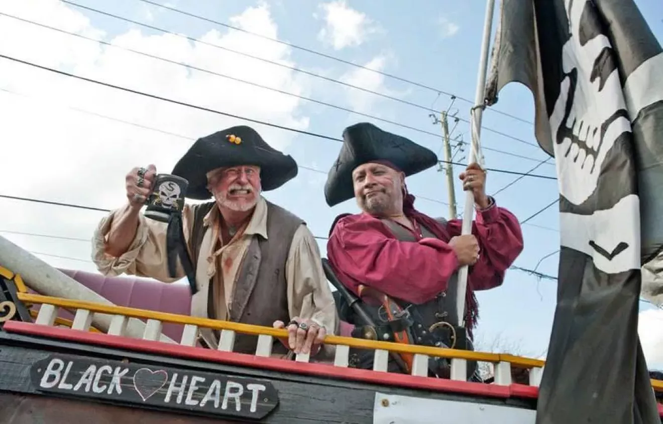 tybee_pirate_fest-1857-0.webp