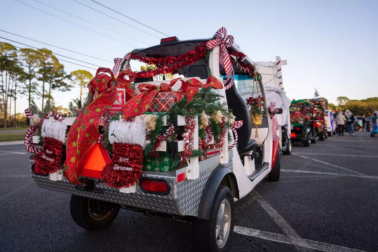 Golf carts lined up for the Holly Jolly Jekyll Parade