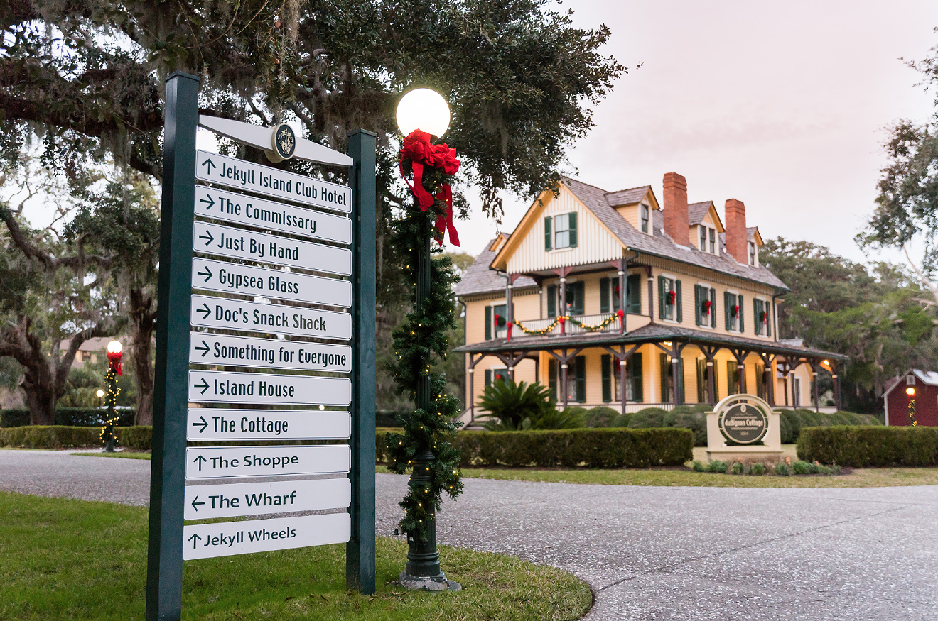 Enjoy the history of Jekyll Island enriched in seasonal splendor.
