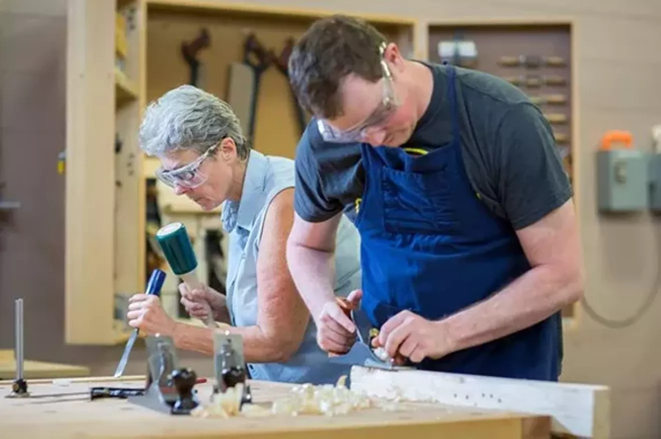 3b7c0365_woodworking_picture.webp