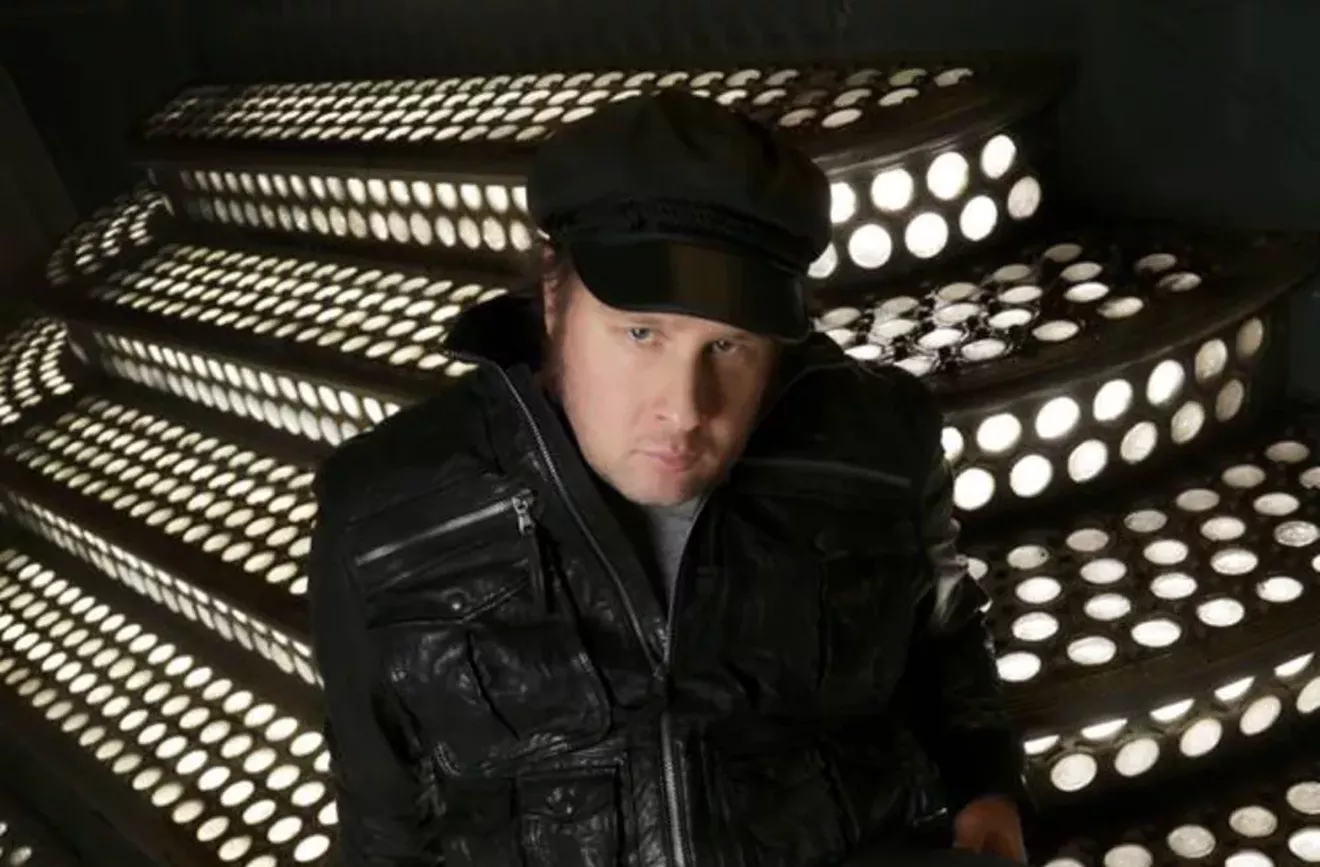 jonnycouch.webp