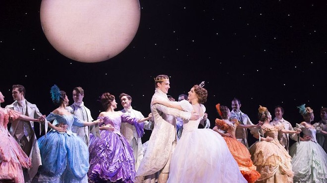 Touring version of ‘Cinderella’ rolls into town