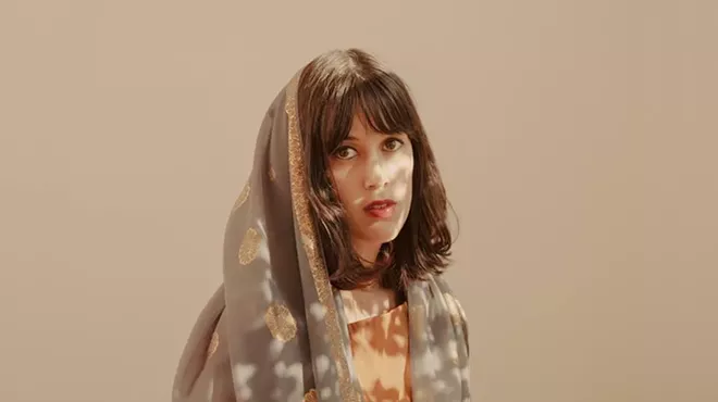 Image: Savannah Stopover: Half Waif