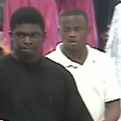 Image: Mall jeans shoplifters sought