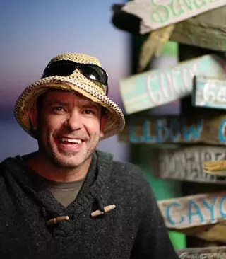 Image: Collin's Barefoot Comedy Club w/Andrew Sleighter