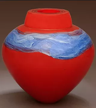 Image: The Optical Coloration of Solinglass