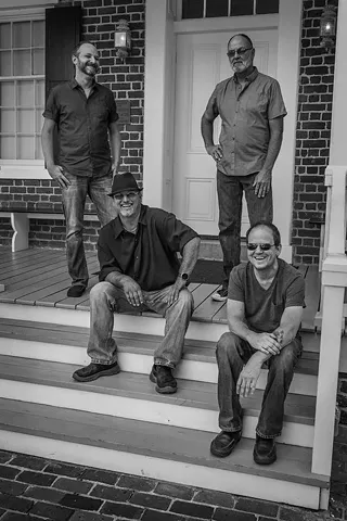 Image: Traveling Riverside Band