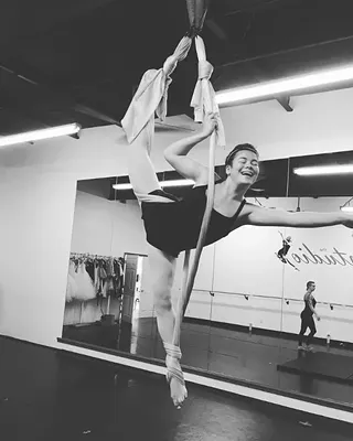 Image: Aerial Silk Classes
