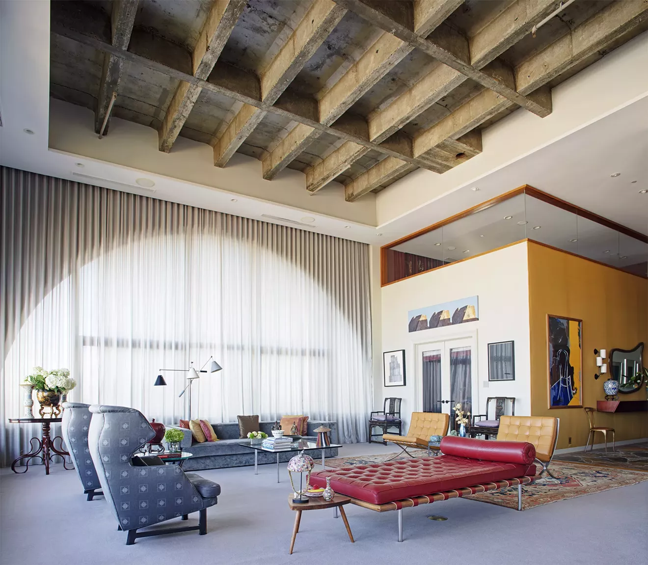 Interior photographs of Lorlee and Arnold Tenenbaum&rsquo;s residence on Bull Street in Savannah. Photograph courtesy of Richard Leo Johnson for Savannah Magazine (January 2018).