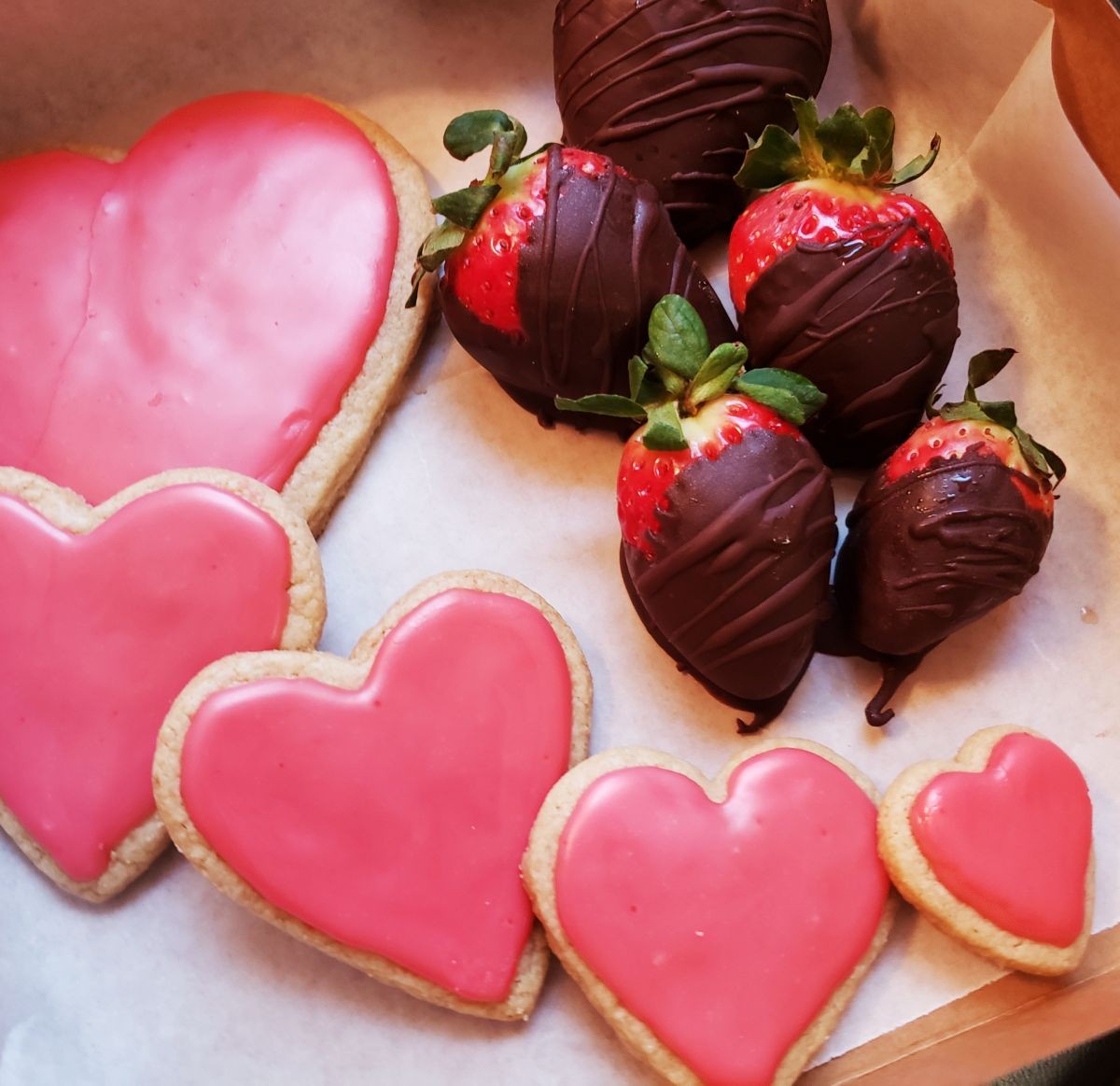 Allergy-conscious cookies and chocolate covered strawberries by Cappy's Farm Fresh Foods