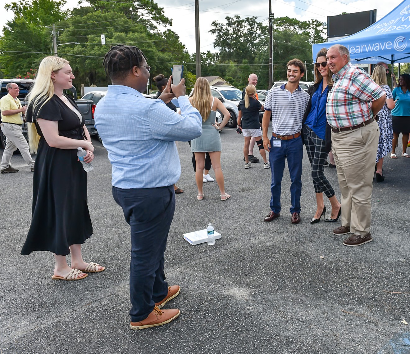 Clearwave Fiber's Hinesville, GA Customer Experience Center Grand Opening Ribbon Cutting