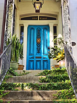 Image: Early Bird&rsquo;s Historic House and Urban Landscape Walking Tour