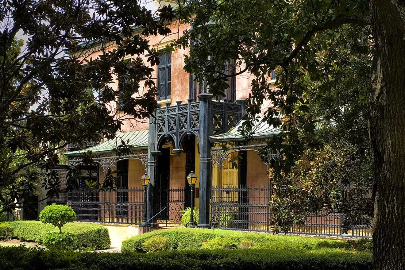 The Early Bird's Walking Tour begins at the Green-Meldrim House on Madison Square.