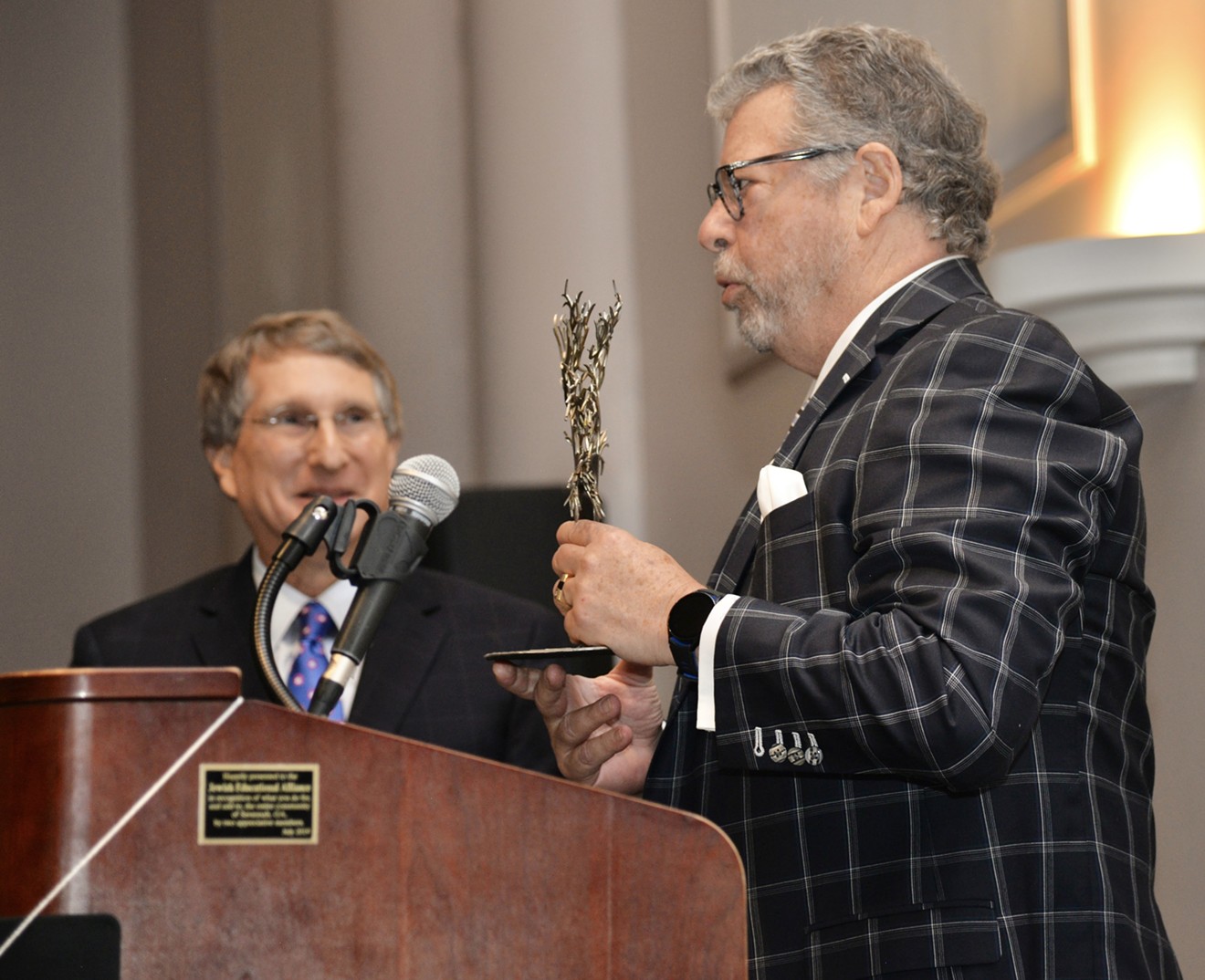Jewish Education Alliance Honors Stephen F. Greenberg with Jack Malitz Levy Leadership Award