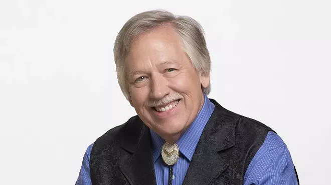 Image: John Conlee @The Mars Theatre (Springfield)