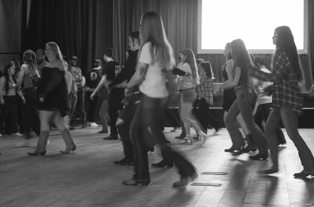 line_dancing_25th.webp