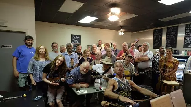 Image: Midtown Pickers give back with Hospice Savannah benefit