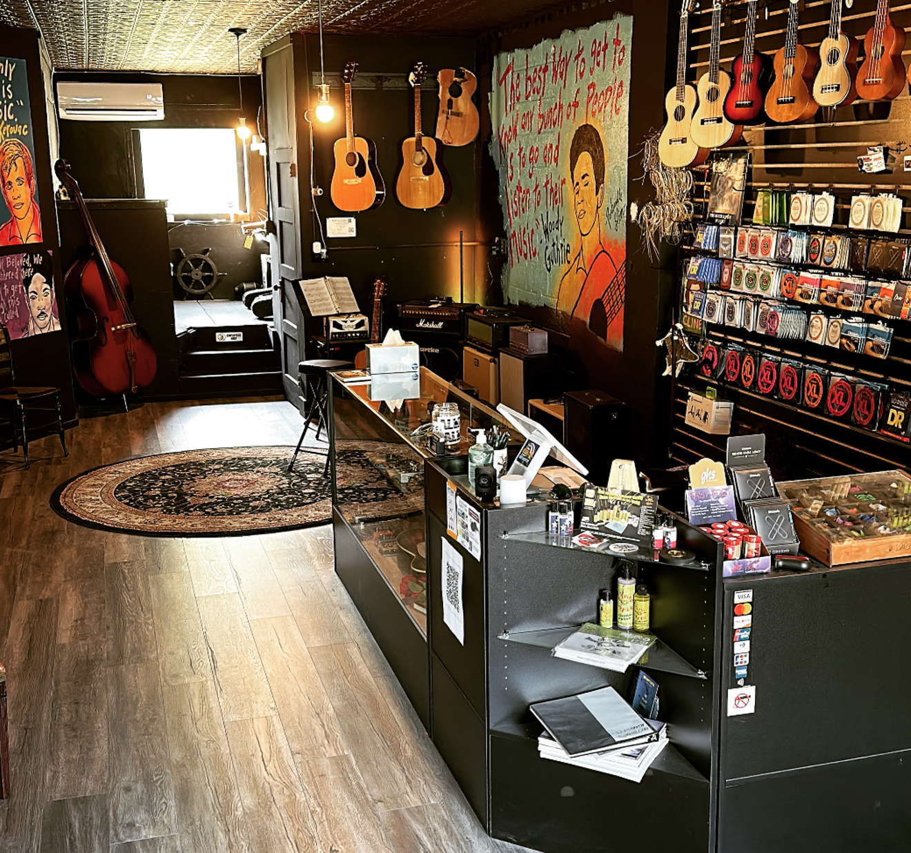 Savannah Guitar Lutherie & Mercantile