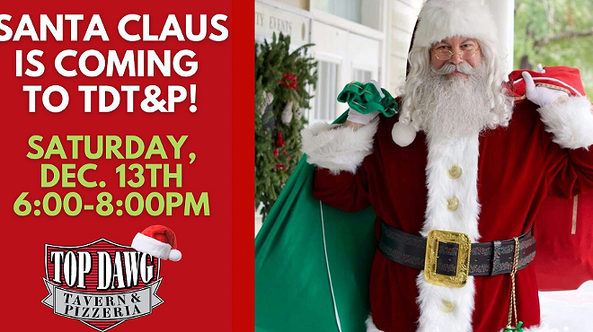 Image: Santa Claus at Top Dawg Tavern & Pizzeria on Hilton Head Island