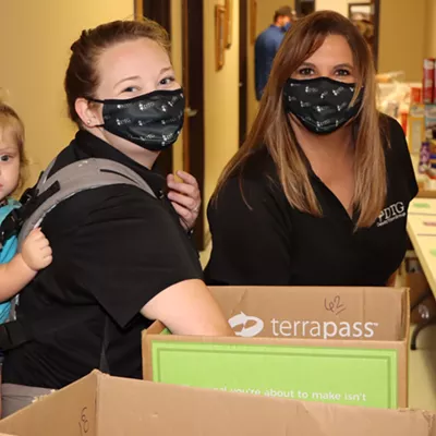 Image: Savannah-area organizations pay it forward with charitable gifts during the holidays