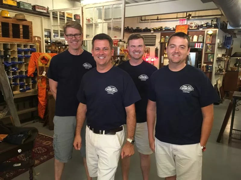 Best Antiques Shop